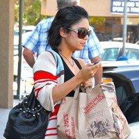 Vanessa Hudgens goes shopping for groceries at Trader Joe | Picture 88427